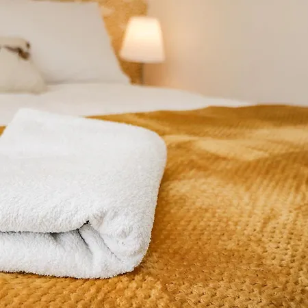 Nyaraló Cliff House York