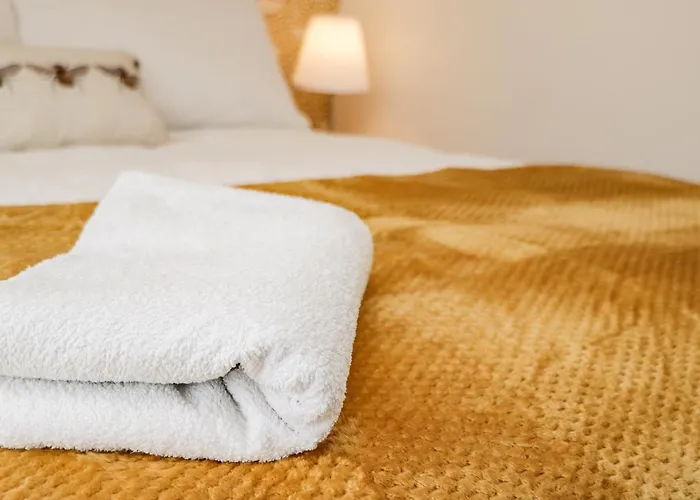 Nyaraló Cliff House York